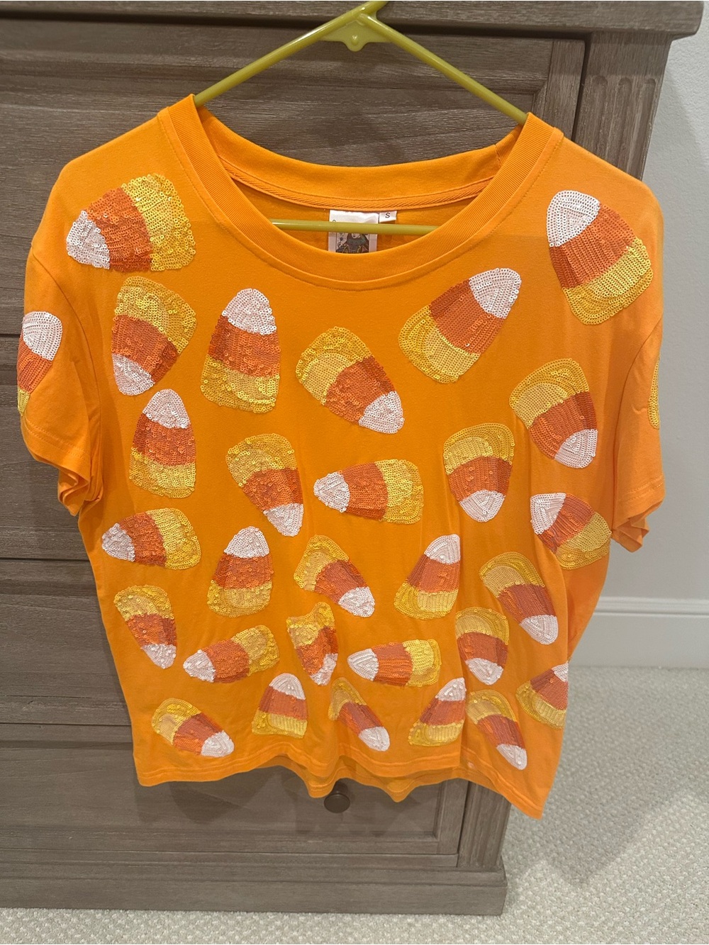 QUEEN OF SPARKLES Orange Candy Corn Sequin Short Sleeve Tee